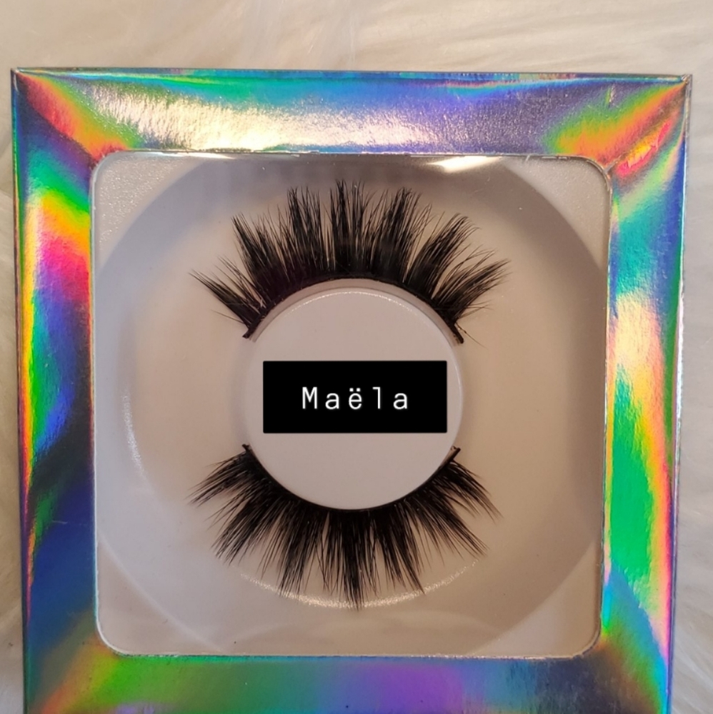 Eyelaches